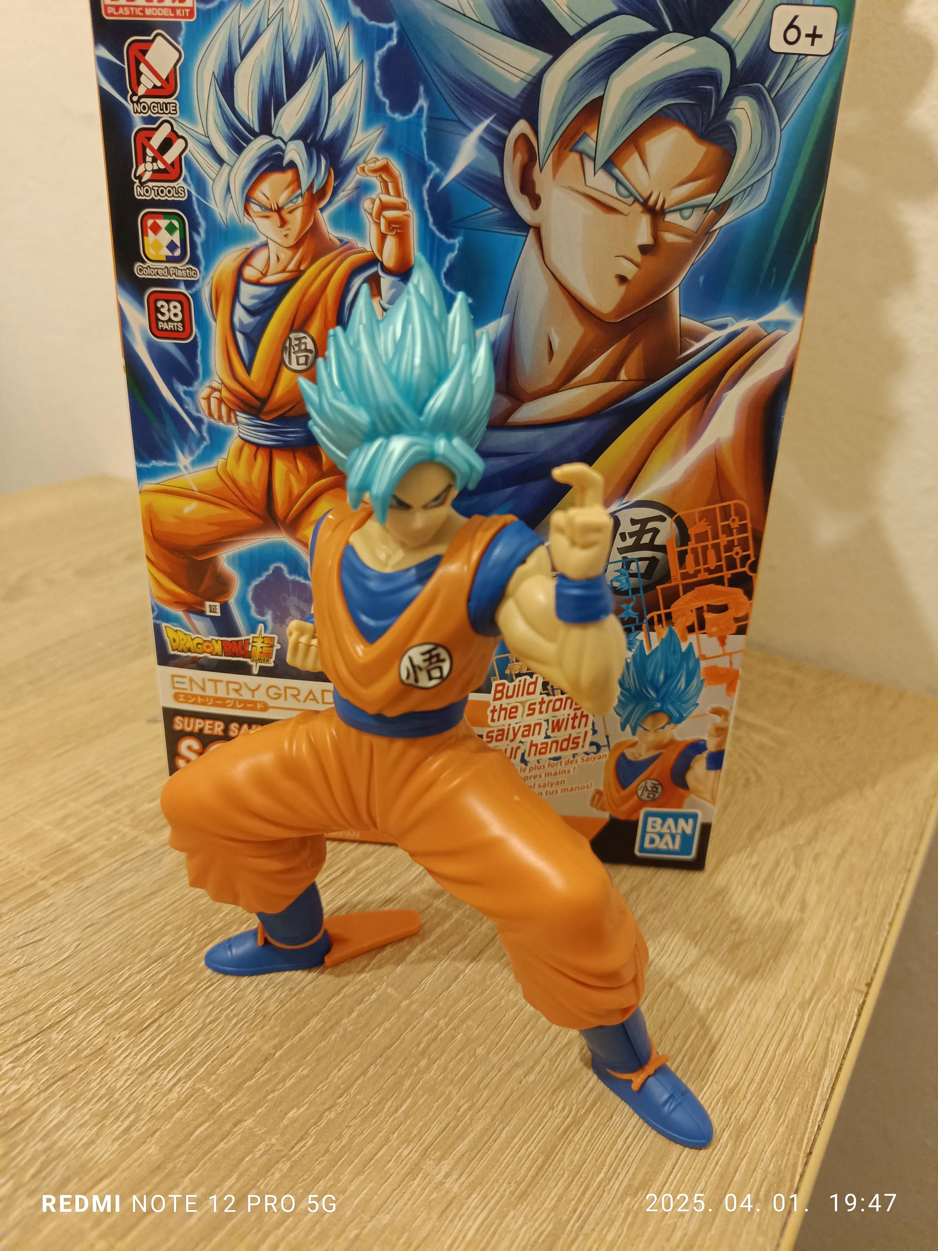 Dragon Ball Super Super Saiyan God Super Saiyan Son Goku model kit figurină 15cm poza produsului