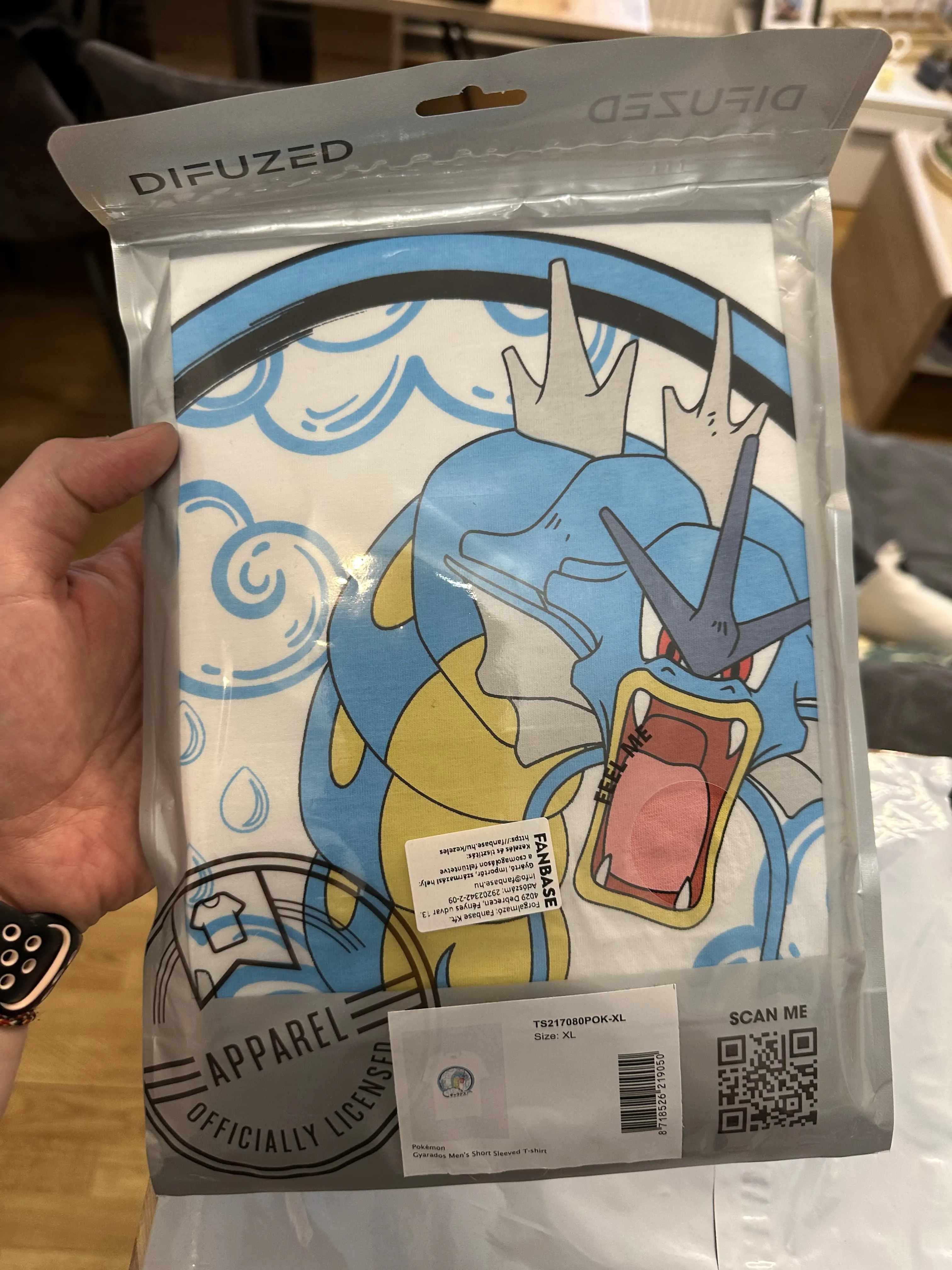 Tricou Pokémon Gyarados poza produsului