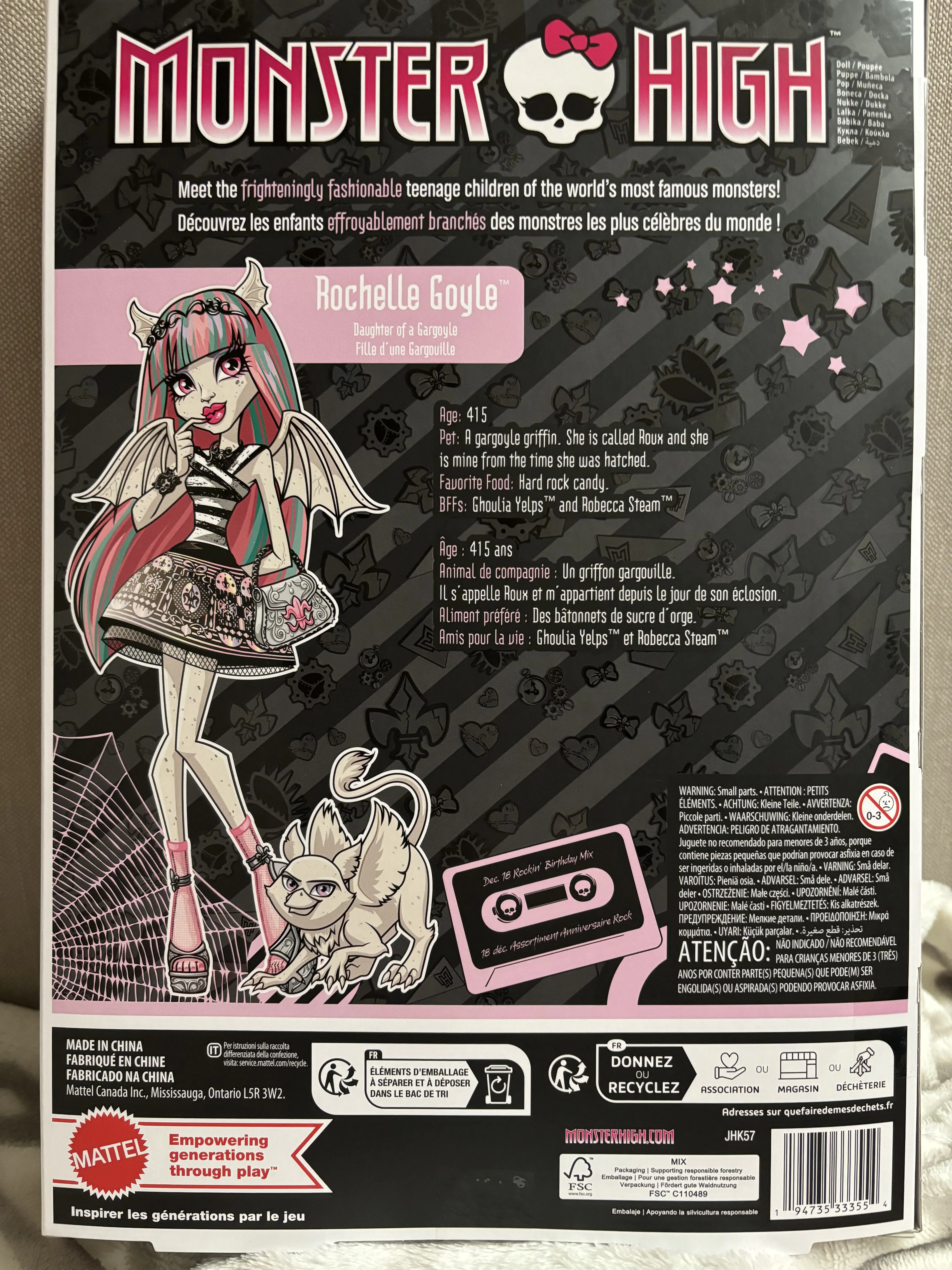 Papusa de colectie Monster High Rochelle Goyle poza produsului