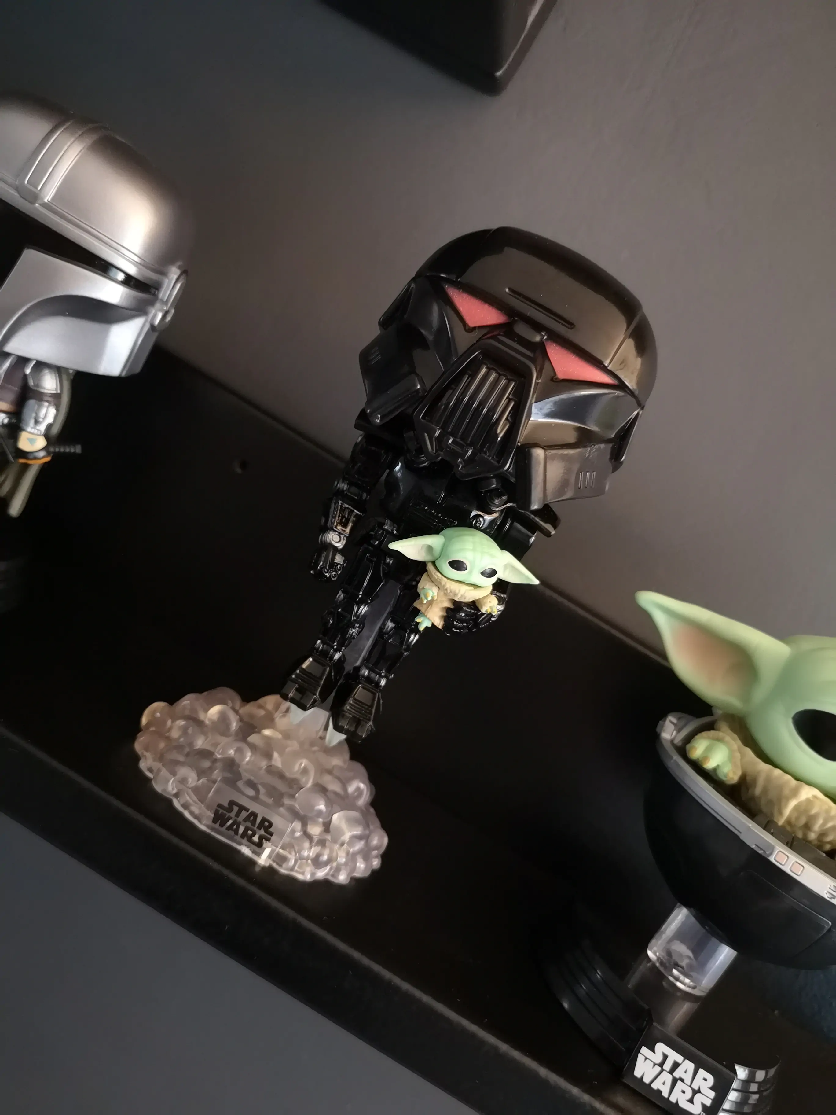 Figurină POP Star Wars Dark Trooper Exclusiv poza produsului