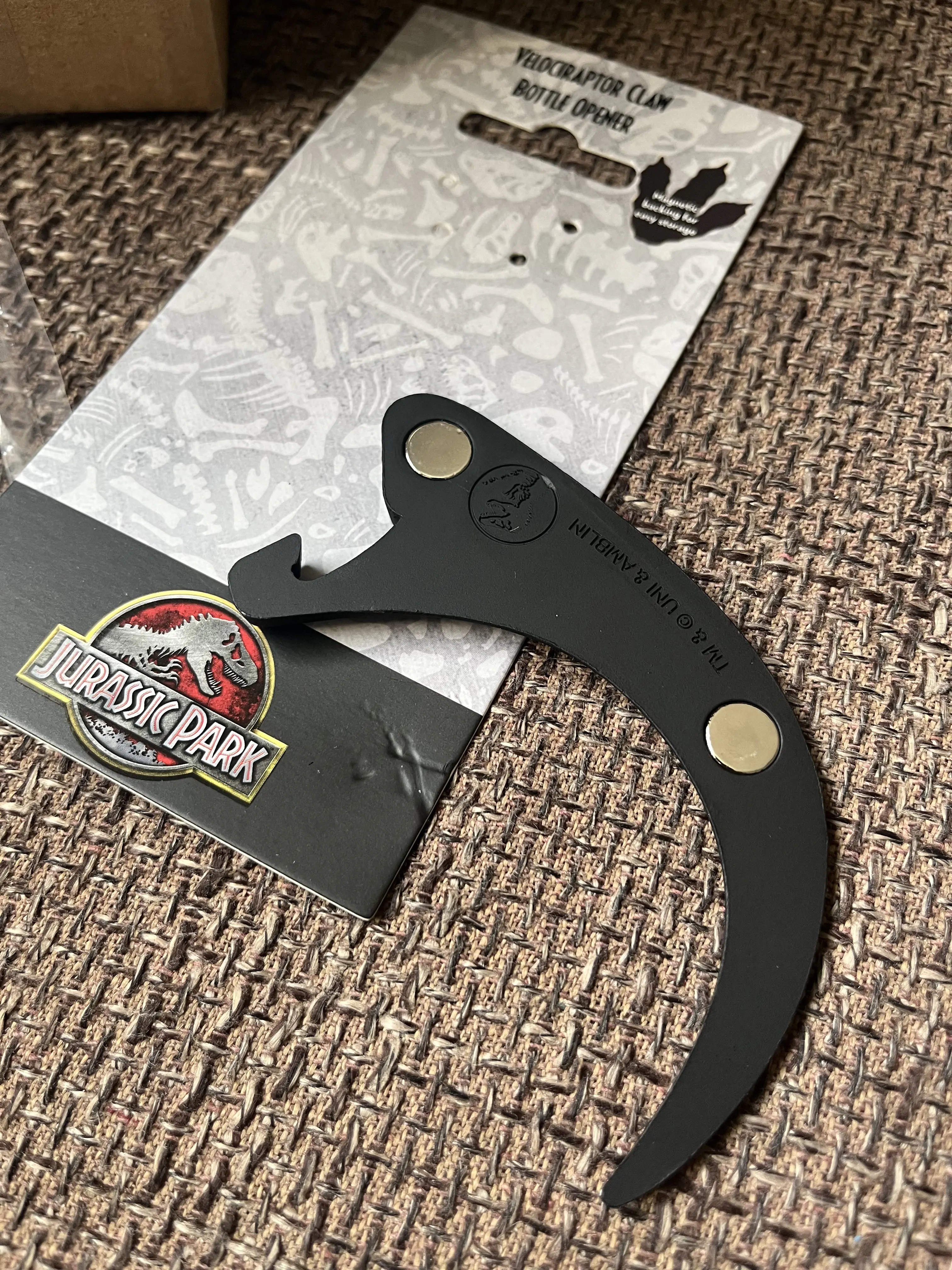 Desfăcător de sticle Jurassic Park Claw de Velociraptor poza produsului