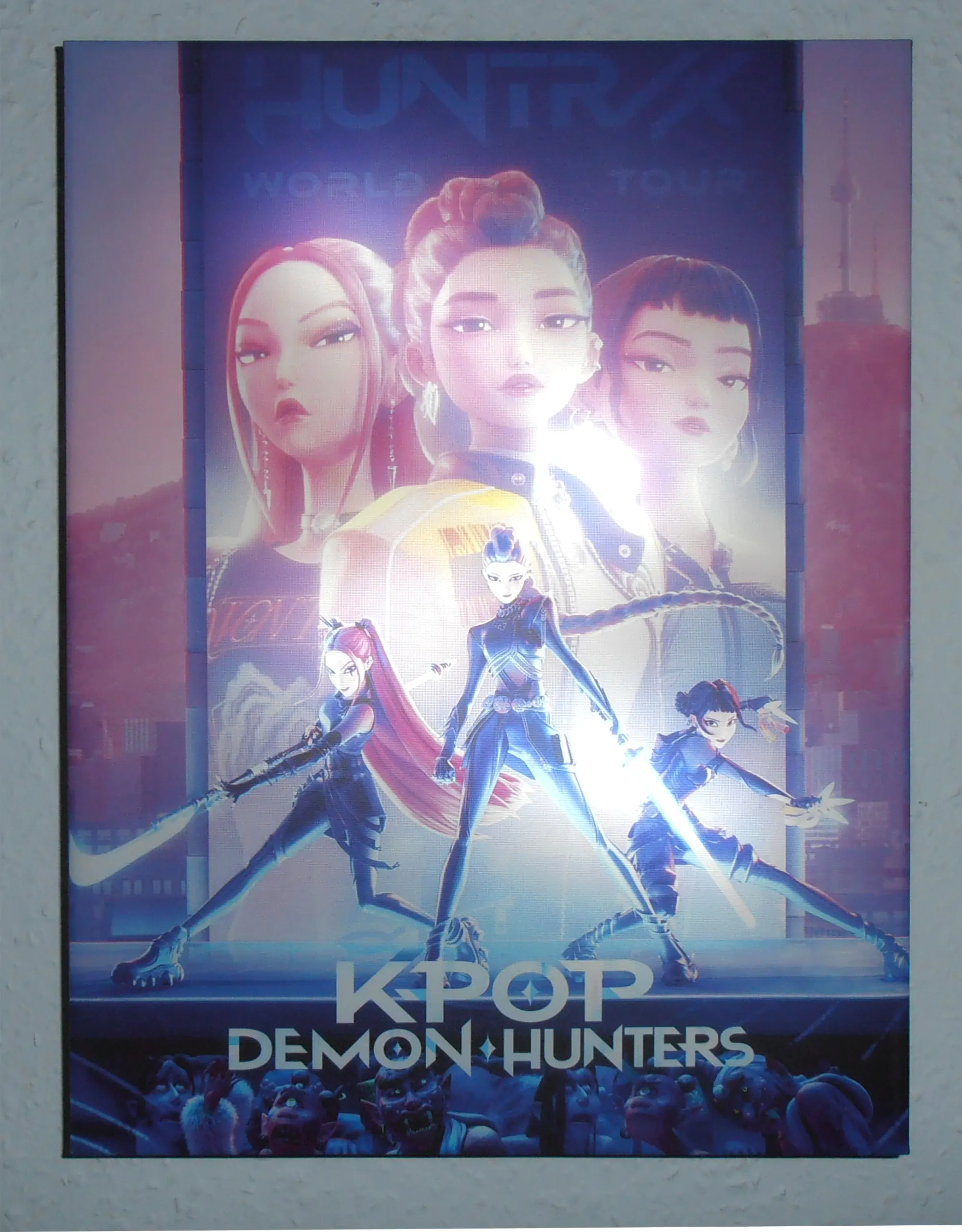 KPop Demon Hunters panza luminoasa poza produsului