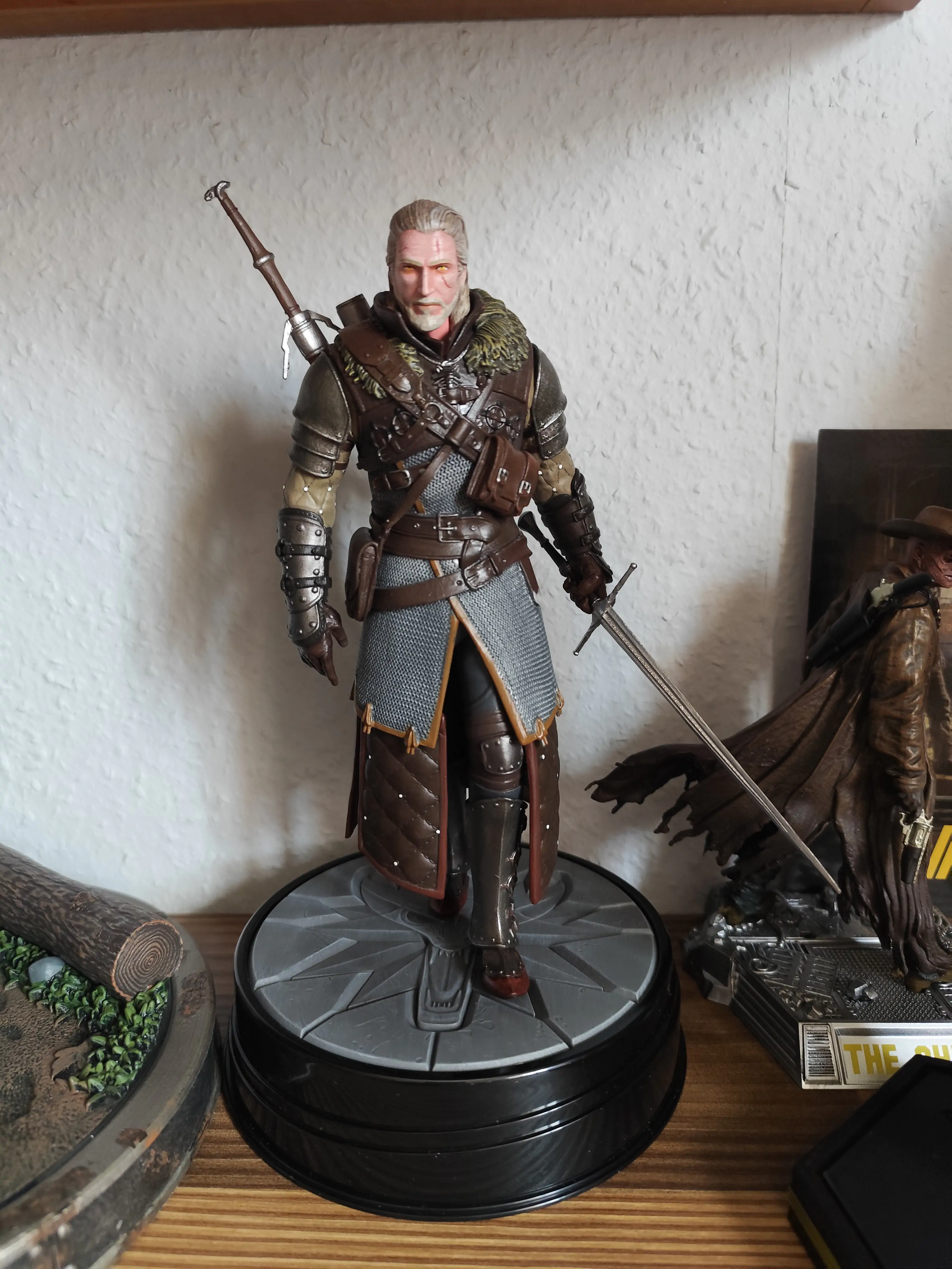 Statuie PVC Witcher 3 Wild Hunt Geralt Mare Maestru Ursine 24 cm poza produsului