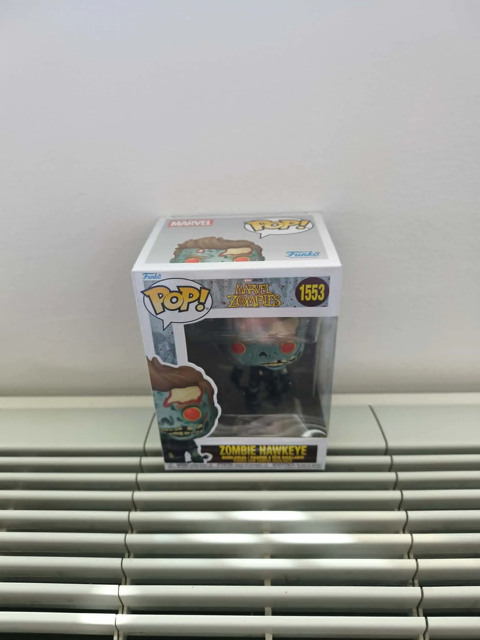 Marvel Zombies Funko POP! Marvel Vinyl Figurina Zombie Hawkeye 9 cm poza produsului