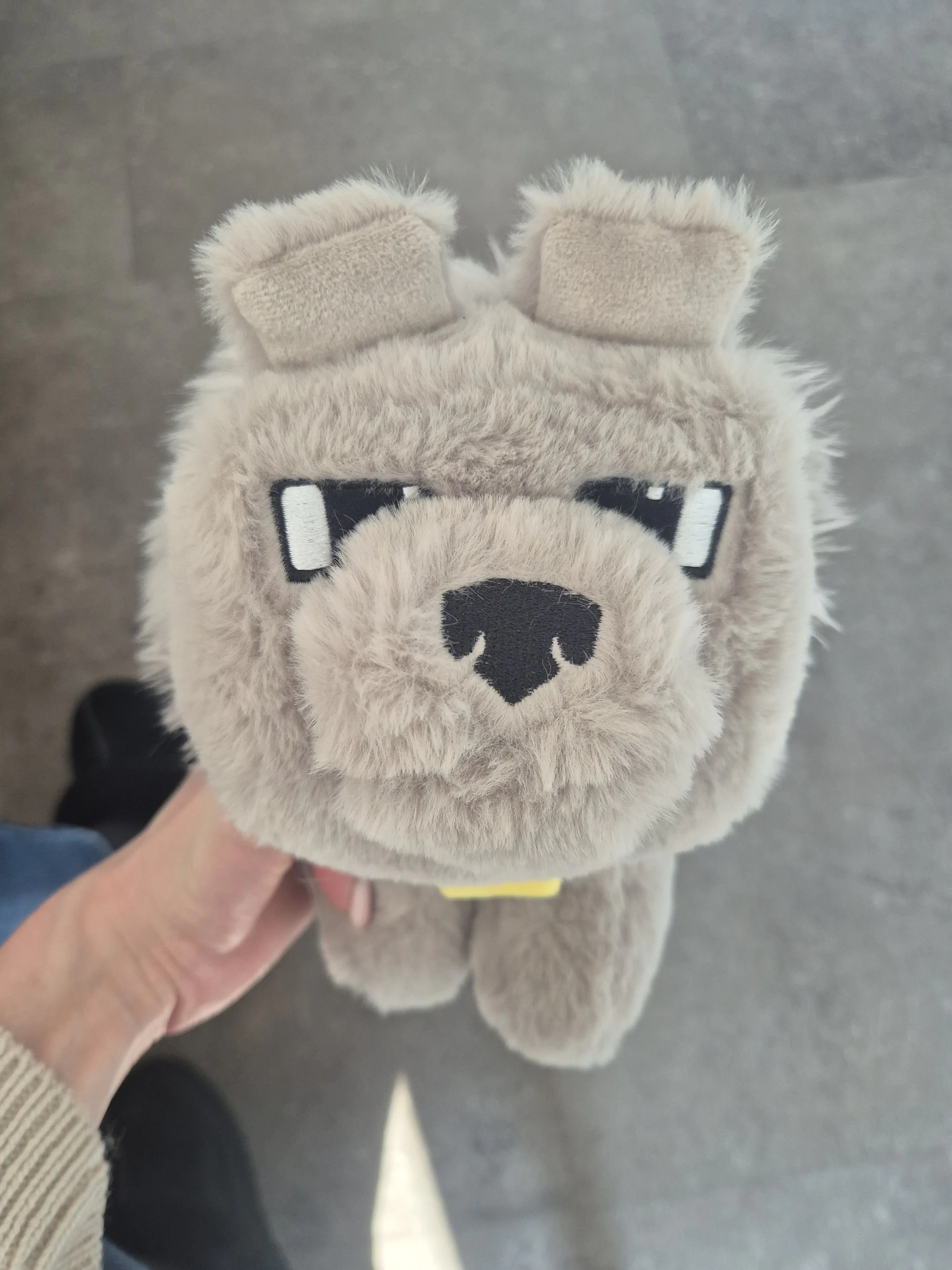 Figurină de pluș Minecraft Movie Dennis the Wolf 20 cm poza produsului