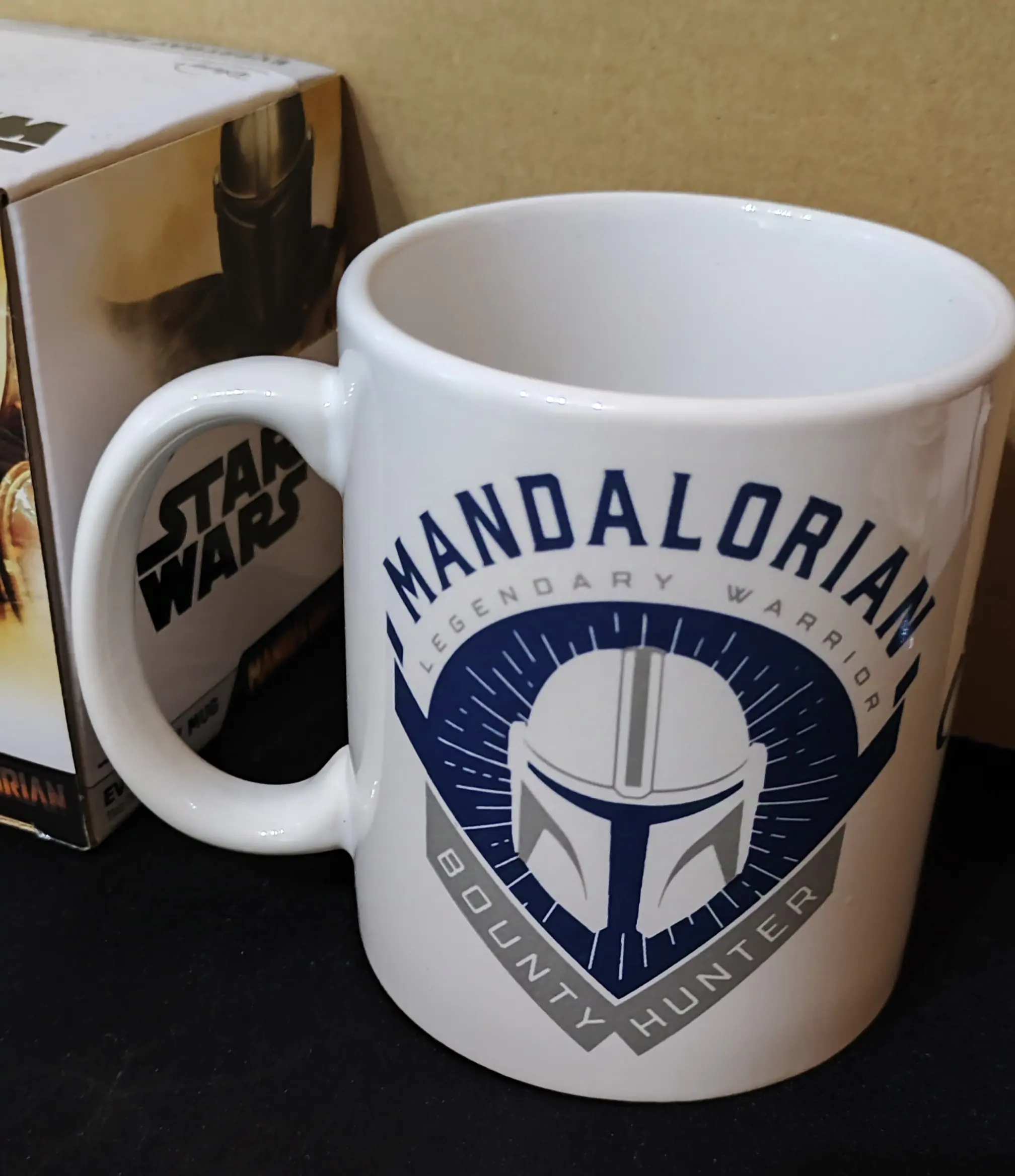 Star Wars The Mandalorian Cană Vânător de Recompense poza produsului