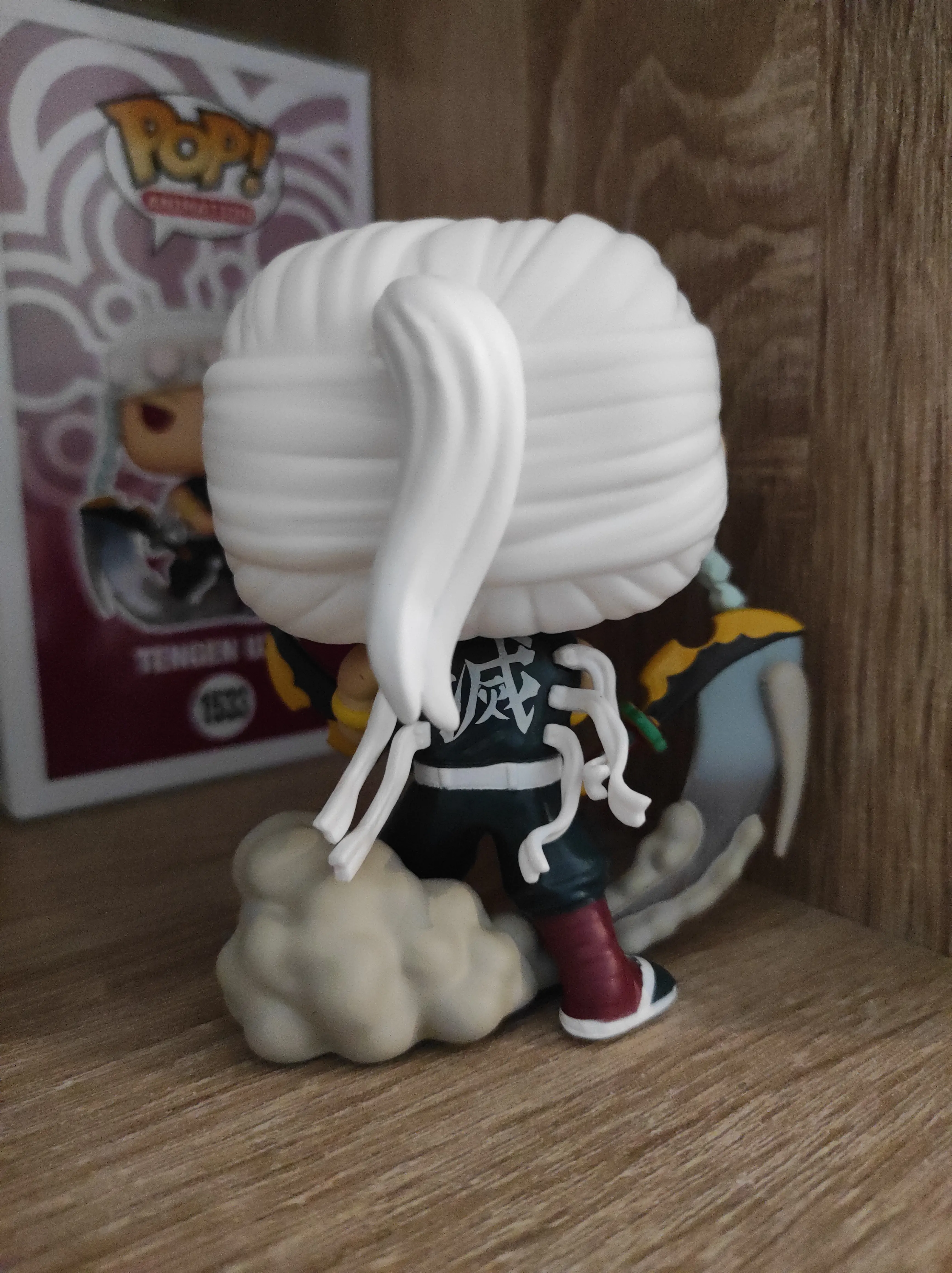 figurina POP Demon Slayer Kimetsu no Yaiba Tengen Uzui poza produsului