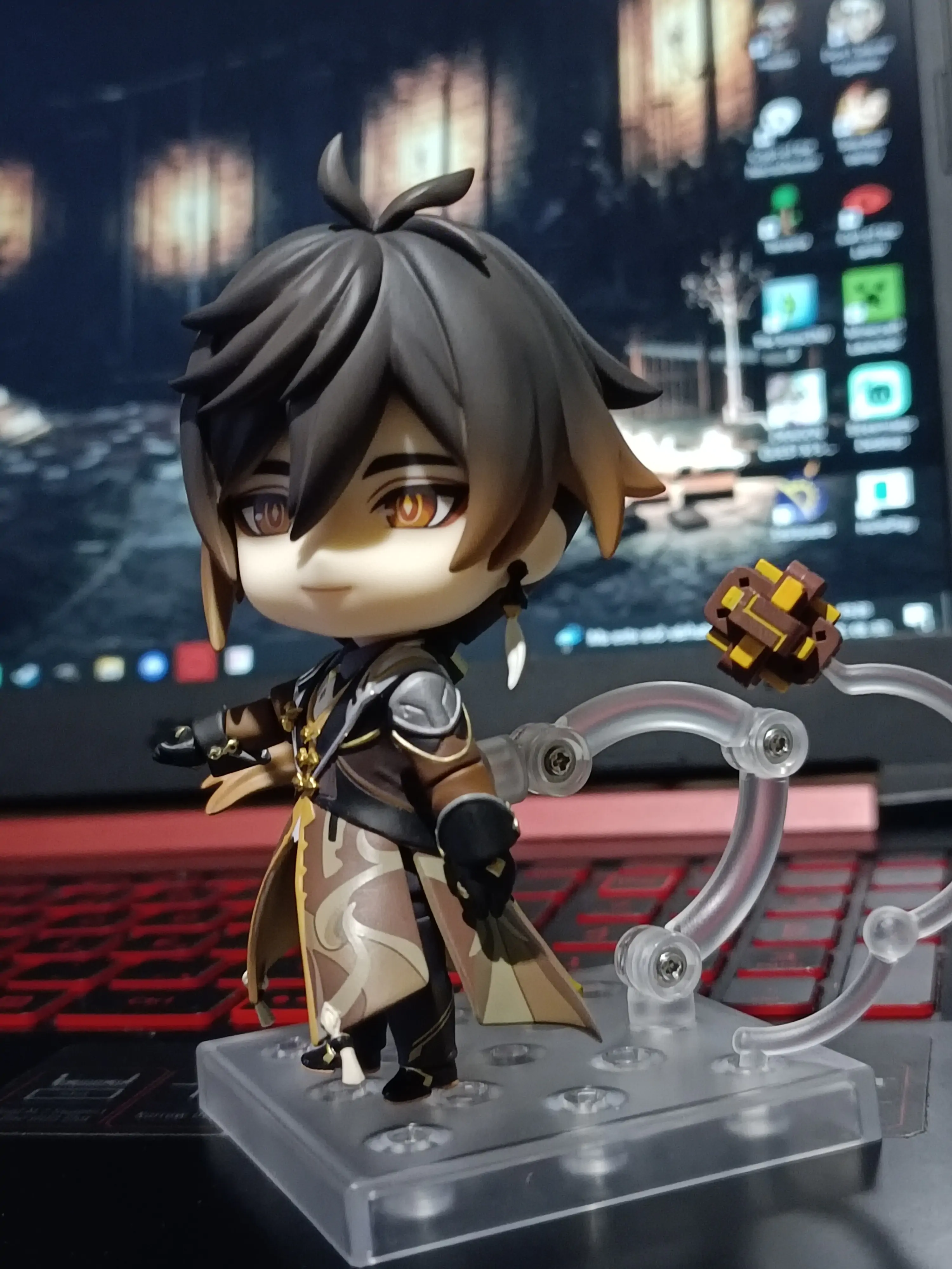 Genshin Impact Nendoroid Figurina de acțiune Zhongli 10 cm poza produsului