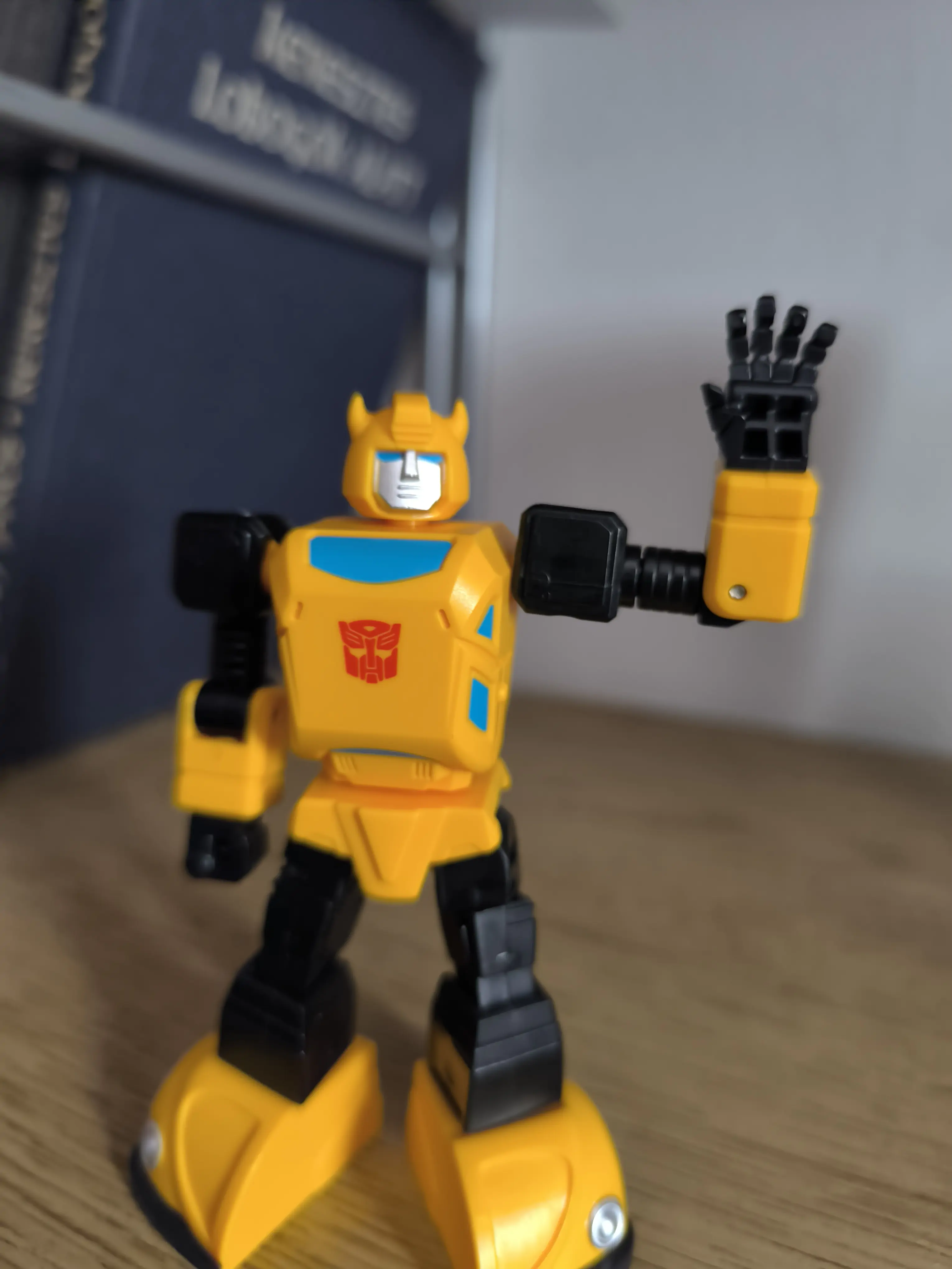 Transformers: Generation One AMK Mini Series Model Kit din plastic Bumblebee 10 cm poza produsului