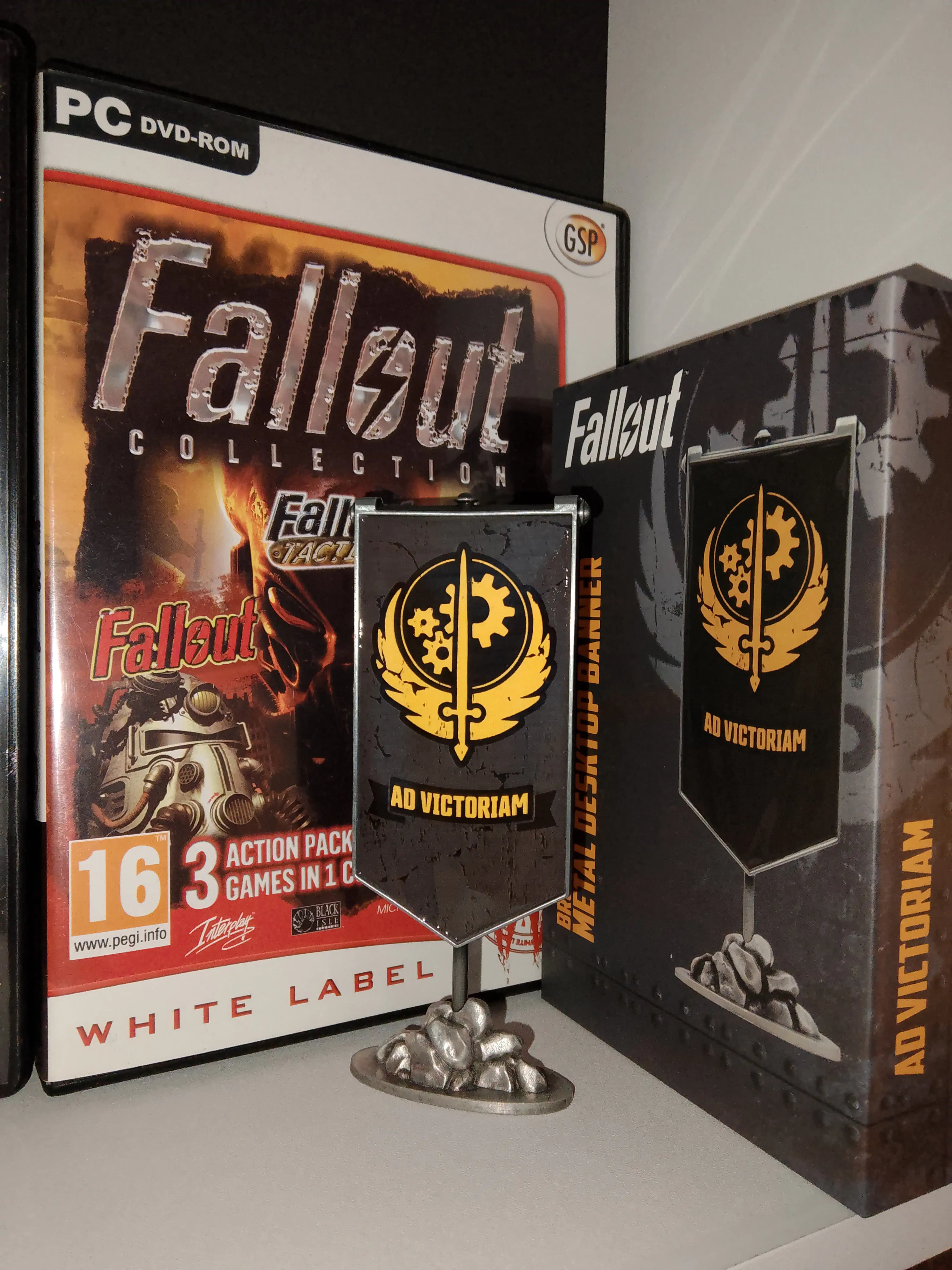 Fallout Replica Grognak the Barbarian Holotape poza produsului