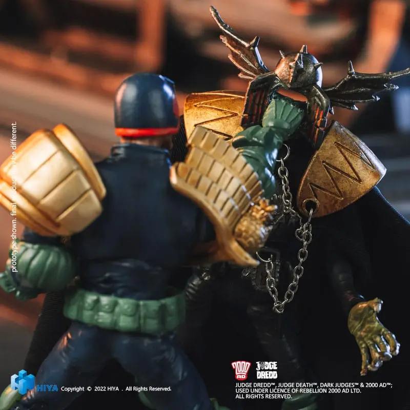 2000 AD Figurina mini de acțiune Exquisite 1/18 Judge Dredd Gaze Into The Fist of Dredd 10 cm poza produsului