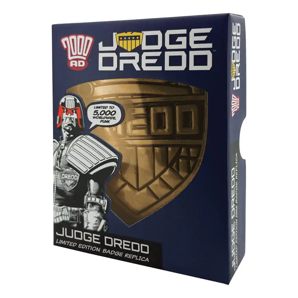 2000 AD Replica Judge Dredd Insigna Editie Limitata poza produsului