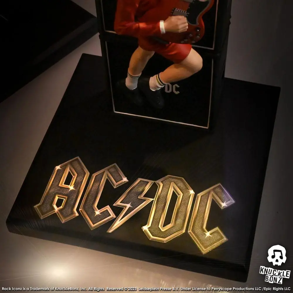 Statuie AC/DC Rock Iconz Angus Young III 25 cm poza produsului