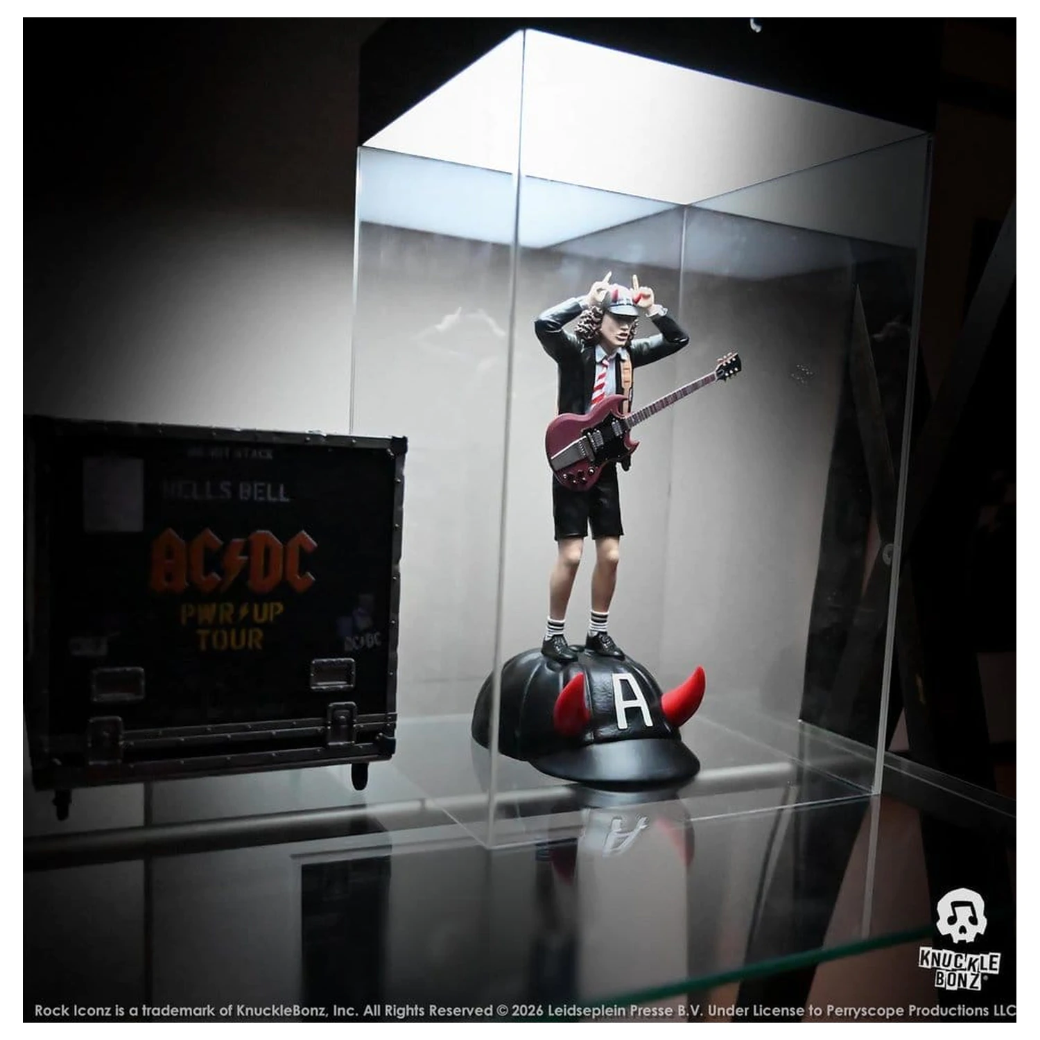 AC/DC Rock Iconz Figurina Angus Young IV 23 cm poza produsului