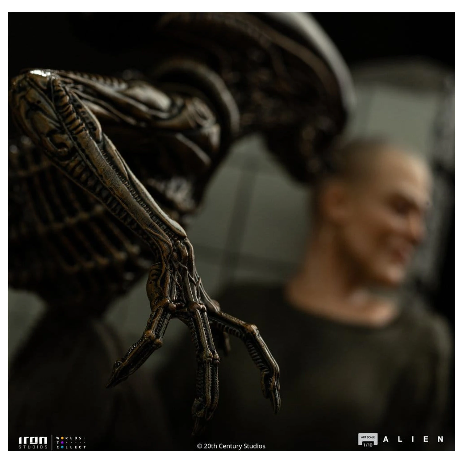 Alien 3 Art Scale Statuie scara 1/10 Ellen Ripley and Dog Alien 23 cm poza produsului