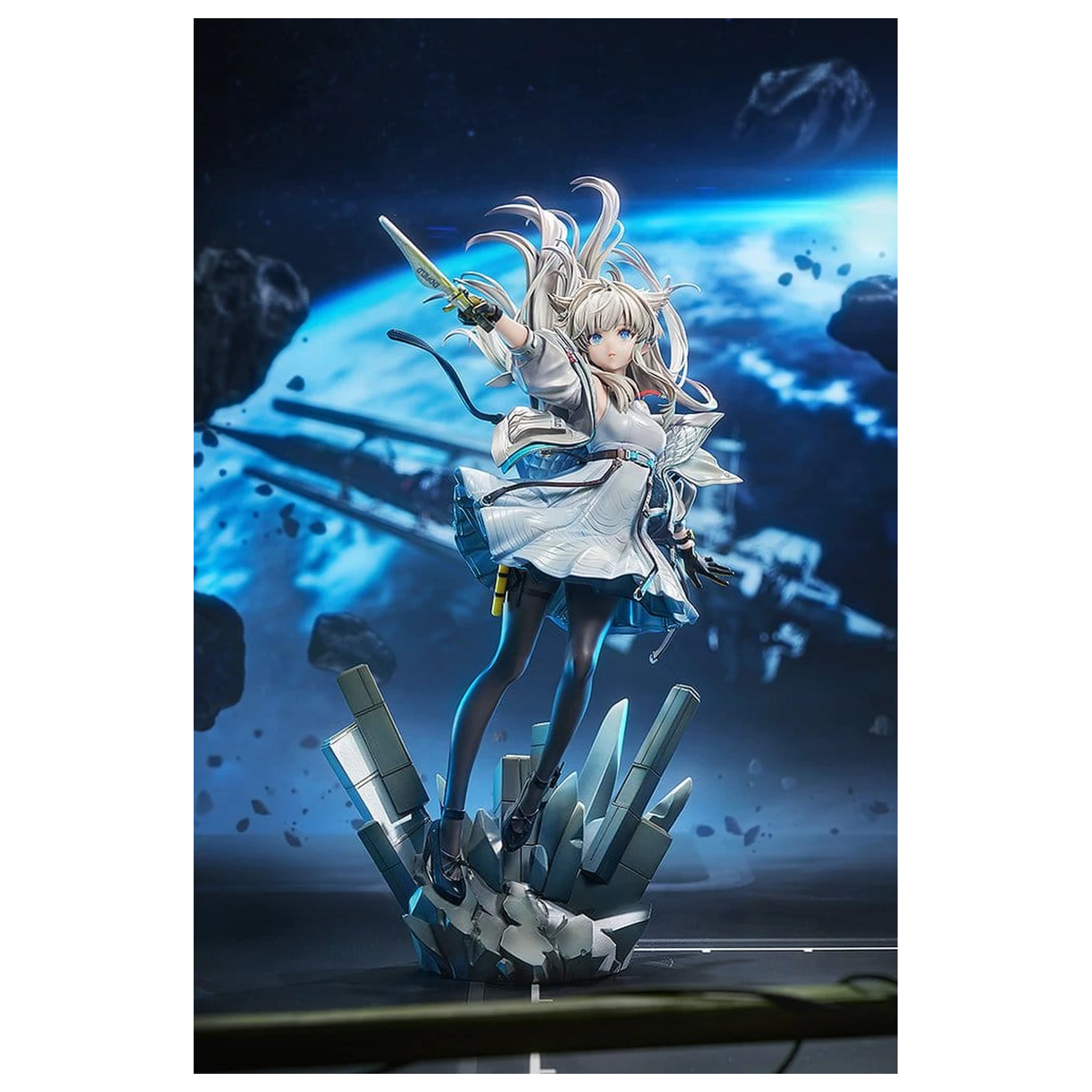 Arknights: Endfield figurina PVC 1/7 Perlica 32 cm poza produsului
