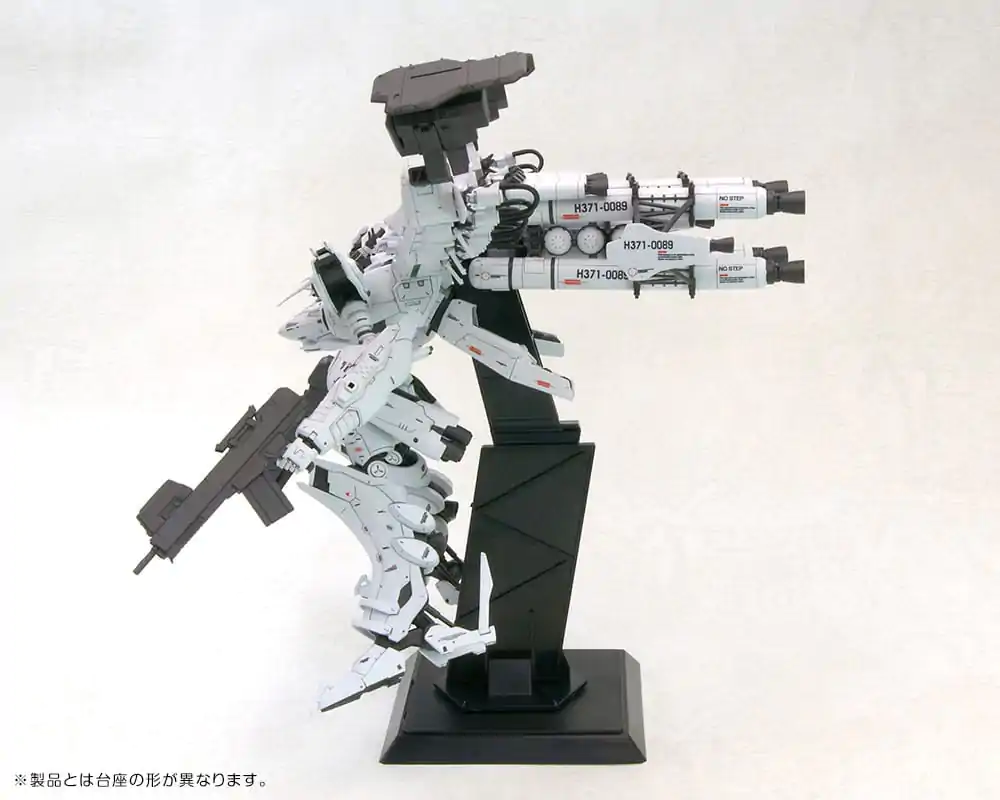 Armored Core Plastic Model Kit 1/72 Lineark White-Glint & V.O.B Set 16 cm Model din Plastic poza produsului