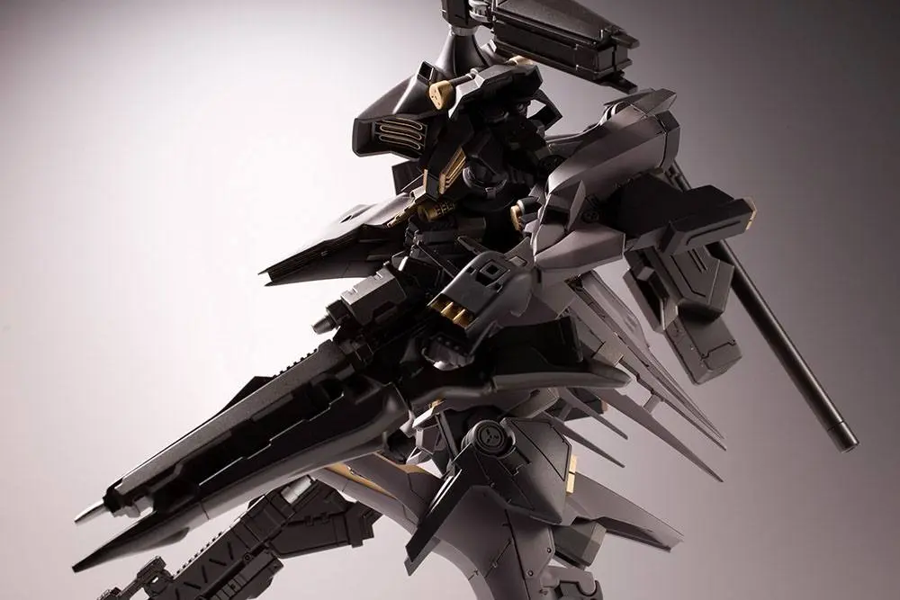 Armored Core 4 Plastic Model Kit 1/72 Rayleonard 03-Aaliyah Supplice Opening Ver. 18 cm Set de model din plastic poza produsului