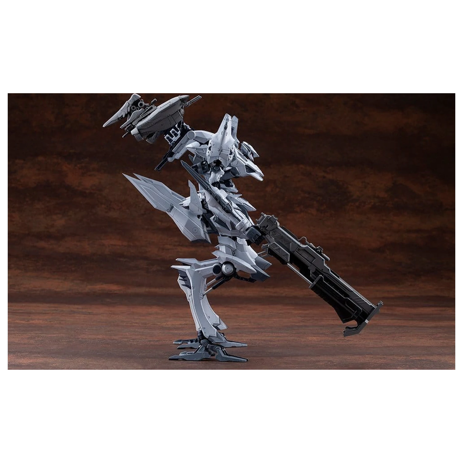 Armored Core V.I.O.S. Plastic Model Kit Schneider Nachtreihe/40E Close-Quarters Assault Type 27 cm poza produsului