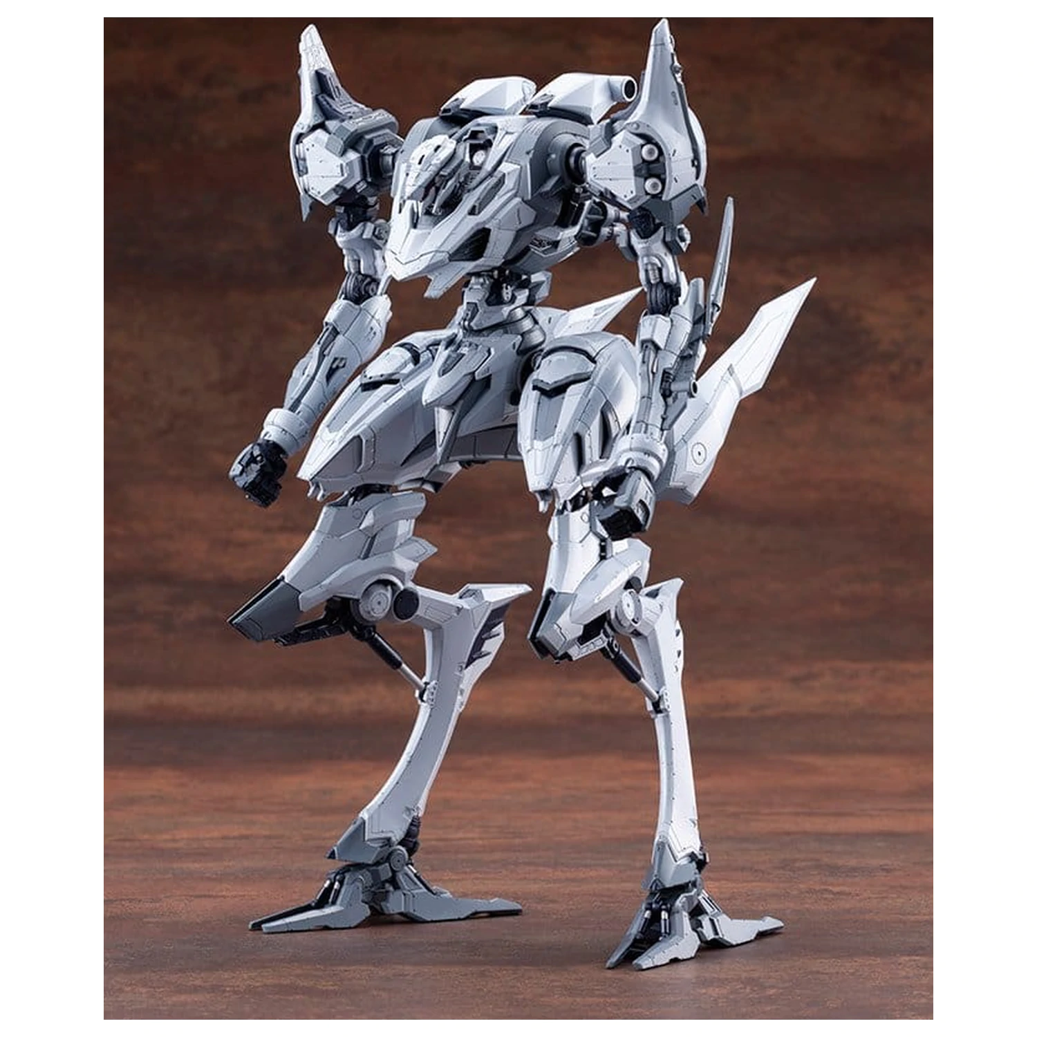 Armored Core V.I.O.S. Plastic Model Kit Schneider Nachtreihe/40E Close-Quarters Assault Type 27 cm poza produsului