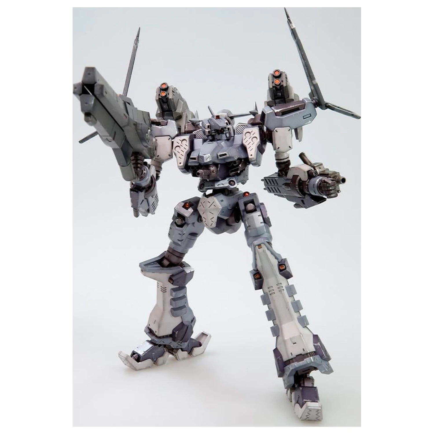 Kit model Armored Core VI Crest CR-C98E2 Assault Type 16cm poza produsului