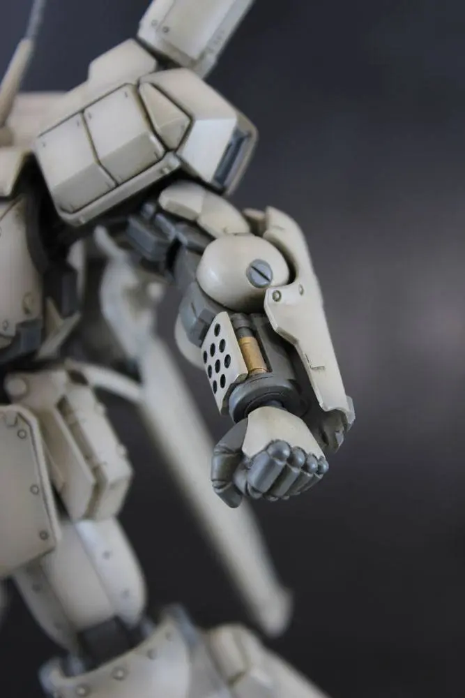 Assault Suits Leynos Kit Model din Plastic 1/35 AS-5E3 Leynos (Player Type) Renewal Ver. 28 cm poza produsului