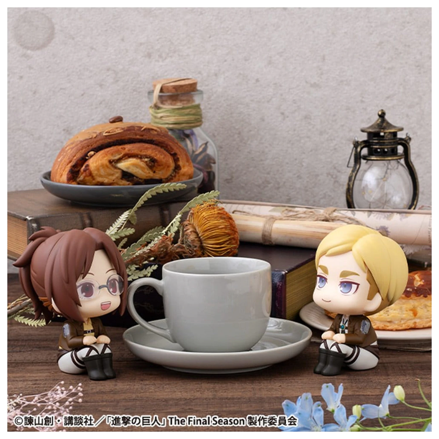 Attack on Titan Look Up Statui PVC Hange Zoe & Erwin Smith (cu cadou) 11 cm poza produsului