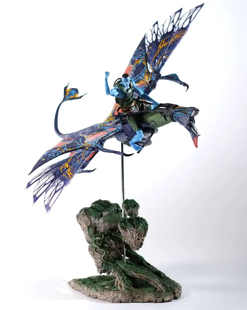 Avatar: The Way of Water Figurina de actiune Recom Quaritch & RDA Banshee (Eticheta Aurie) poza produsului
