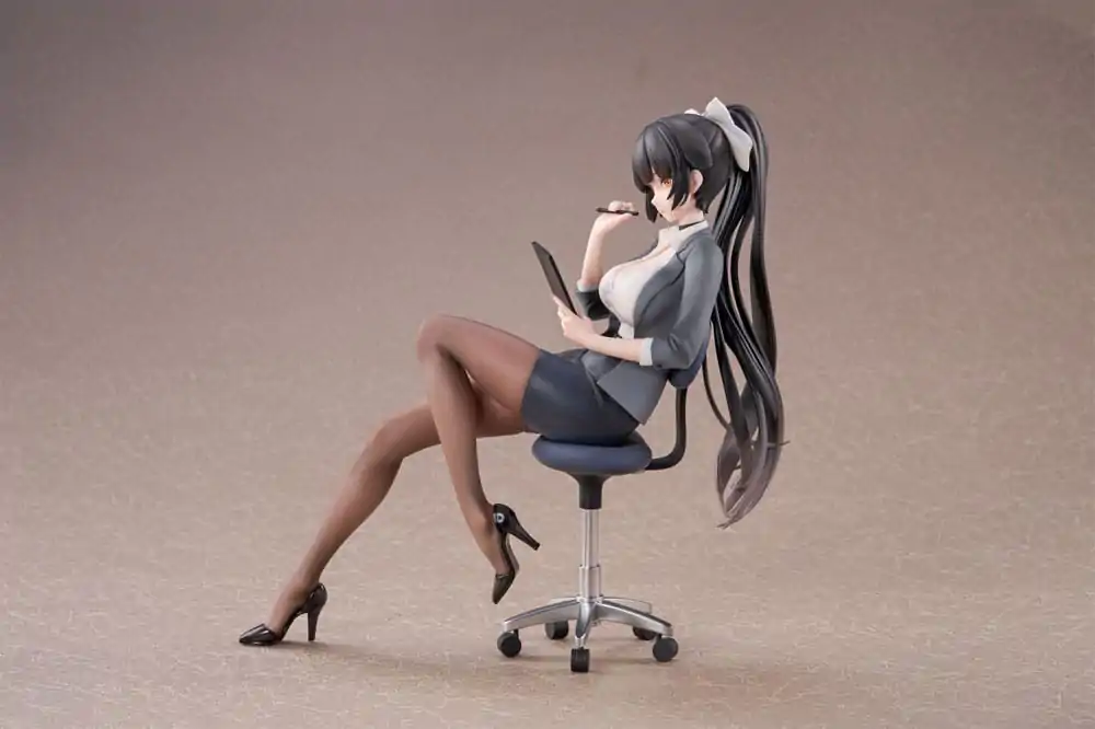 Azur Lane statuie PVC 1/6 Takao Ofiice Lady Ver. 18 cm poza produsului