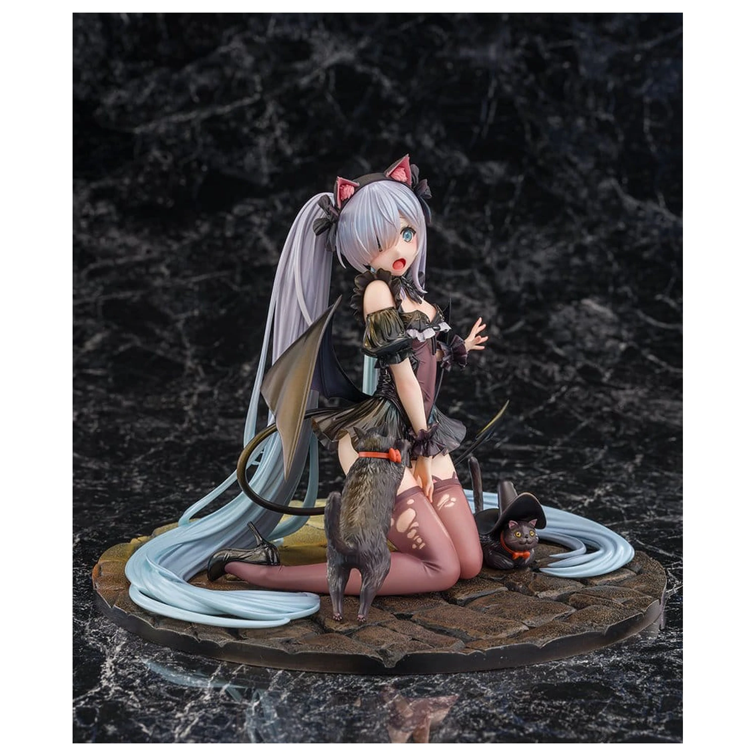 Azur Lane Figurina PVC 1/7 Janus Fright-Night Scaredy-Cat Ver. 16 cm poza produsului