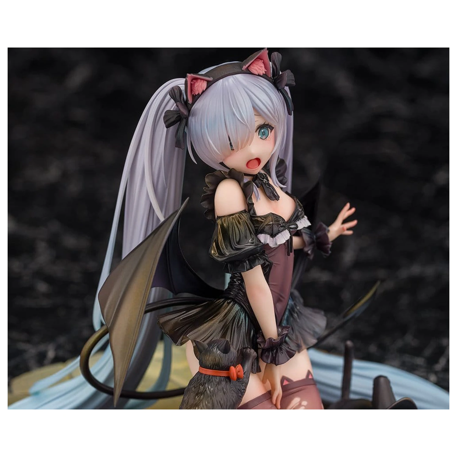 Azur Lane Figurina PVC 1/7 Janus Fright-Night Scaredy-Cat Ver. 16 cm poza produsului