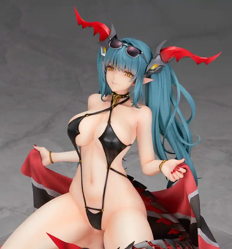 Azur Lane PVC Statuie 1/7 Regensburg Dark Dragon and the Coast of Light Ver. 16 cm poza produsului