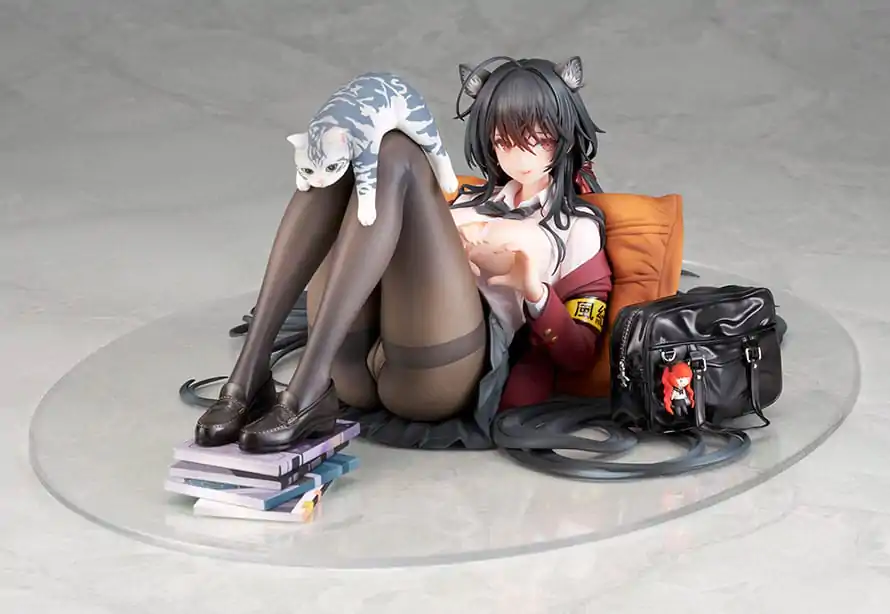 Azur Lane Statuie PVC 1/7 Taiho Sweet Time After School Ver. 32 cm poza produsului