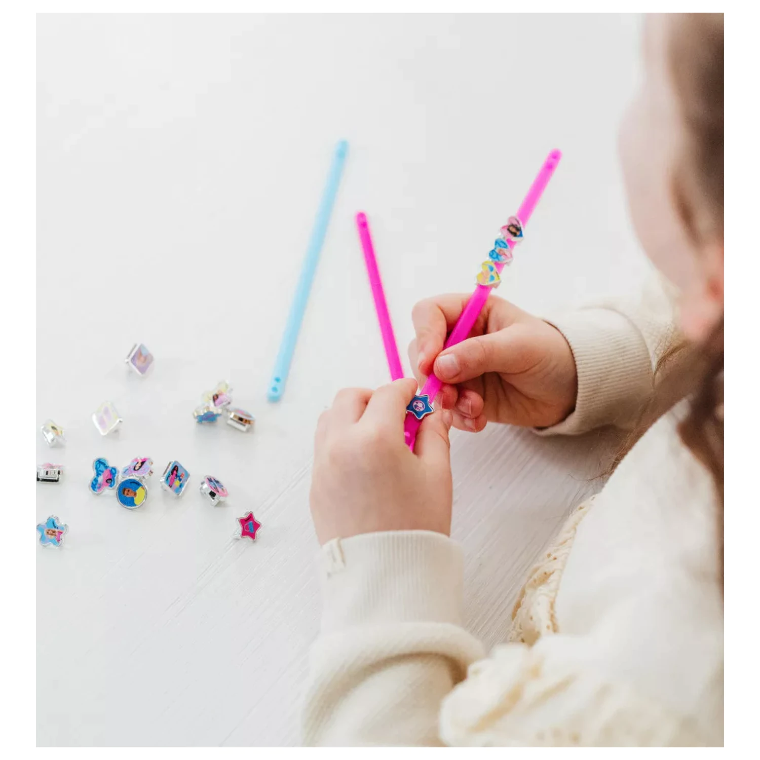 Barbie Cool Bracelet Maker Kit poza produsului