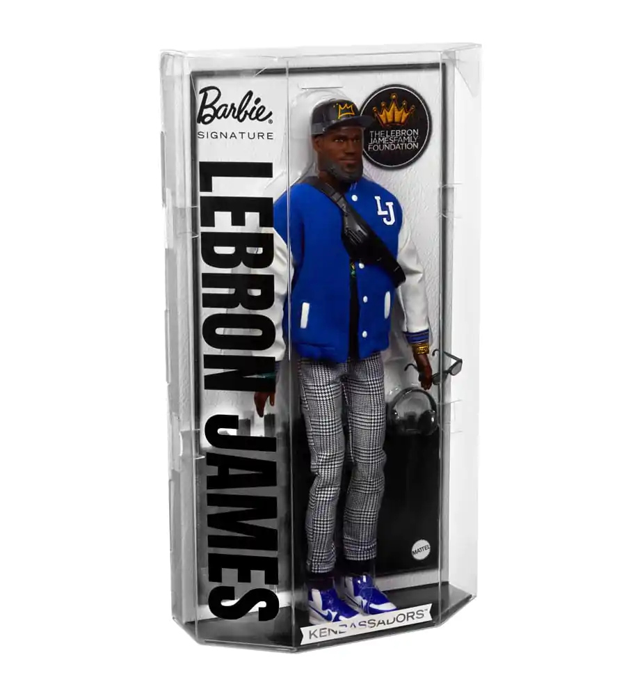 Păpușă Barbie Signature Fashion Kenbassador Lebron James poza produsului
