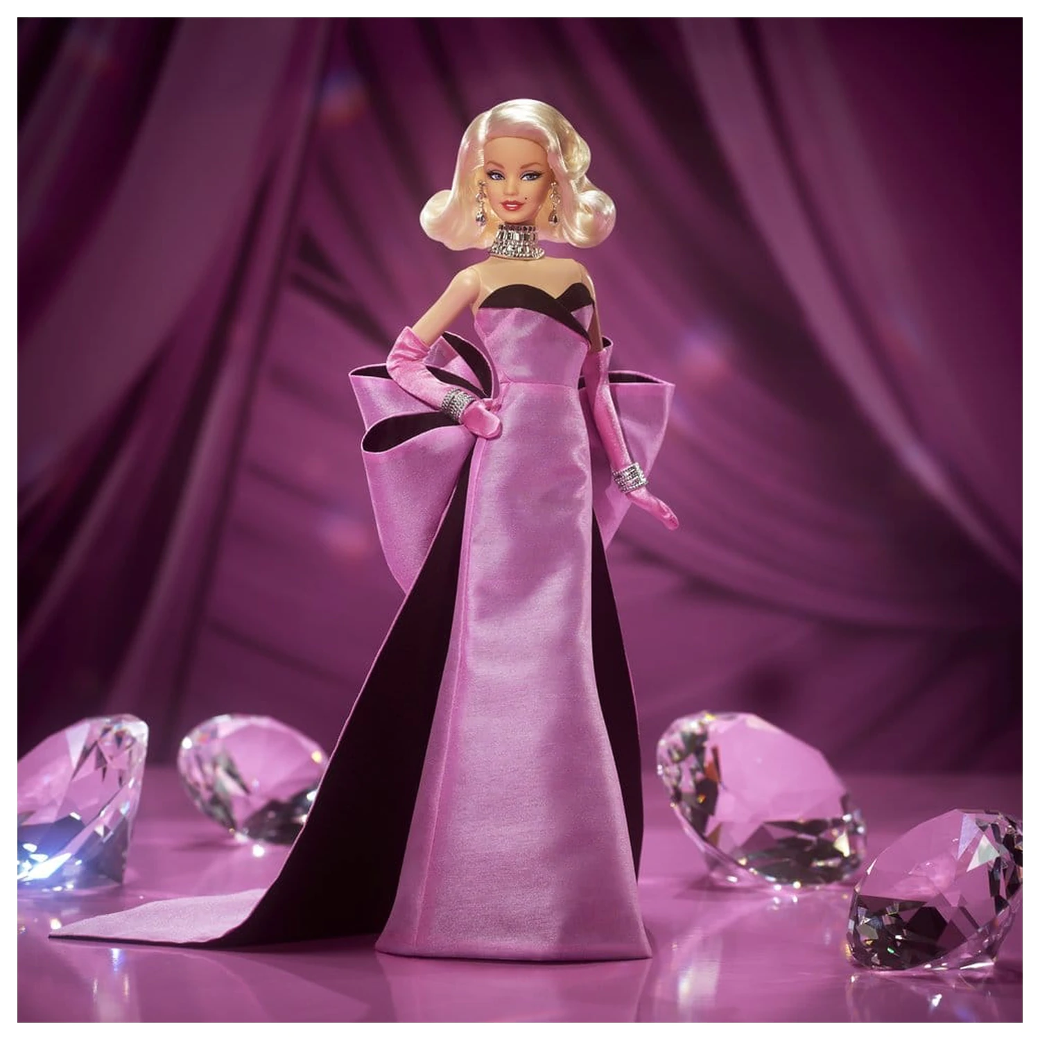 Barbie Signature Papusa Marilyn Monroe poza produsului