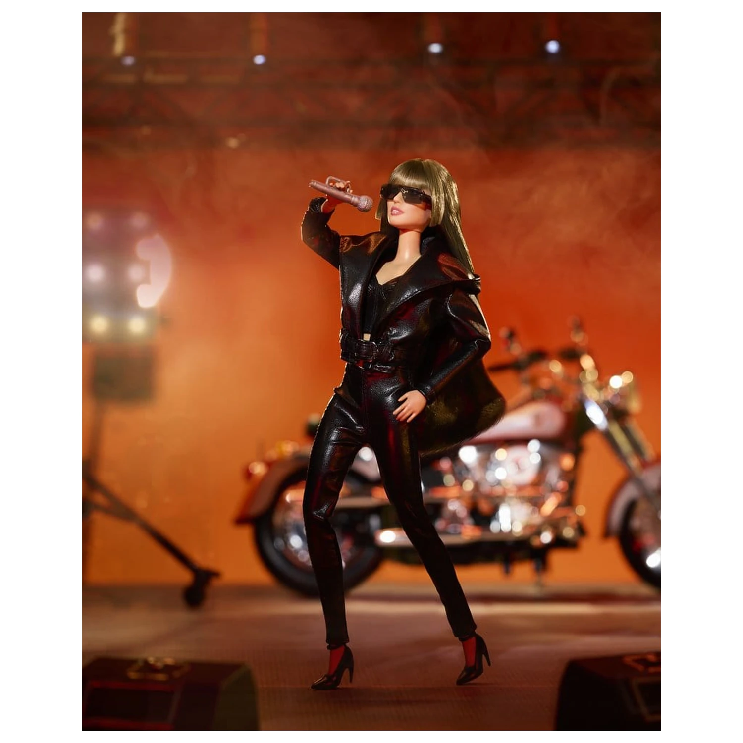 Păpușă Barbie Signature Miley Cyrus poza produsului