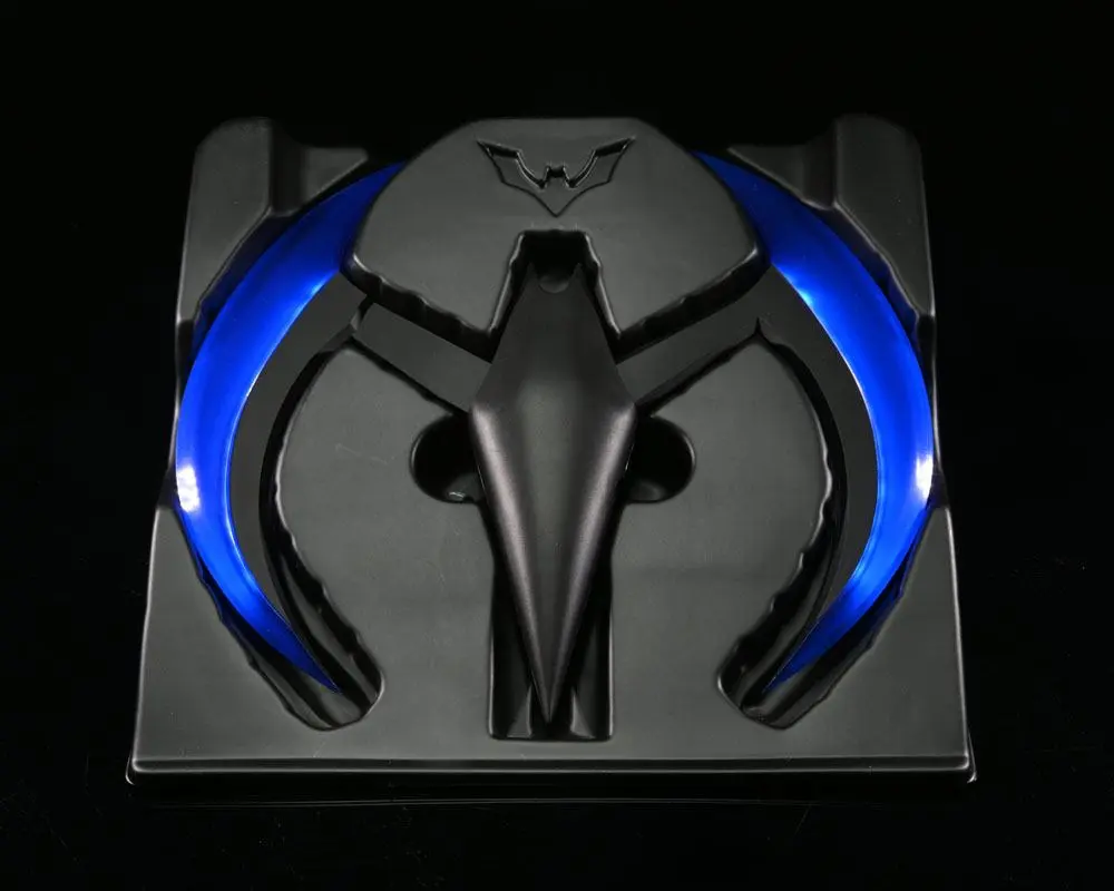 Batman Beyond Replică Obiect de Recuzită 1/1 Batarang 20 cm poza produsului