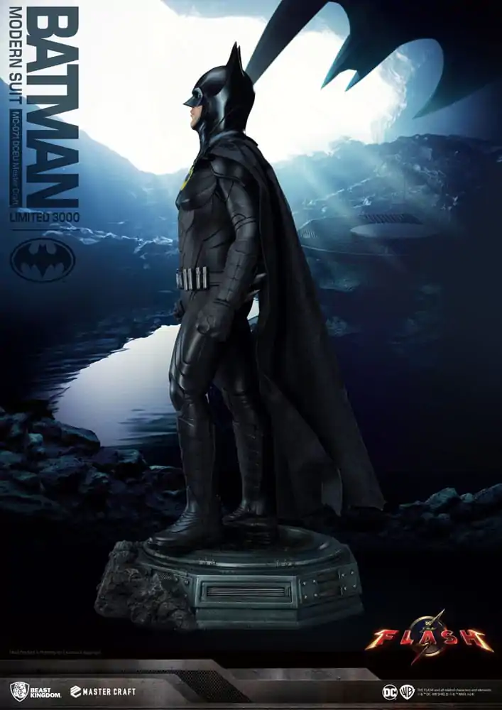 Batman Master Craft Statuie Batman Modern Suit 42 cm poza produsului