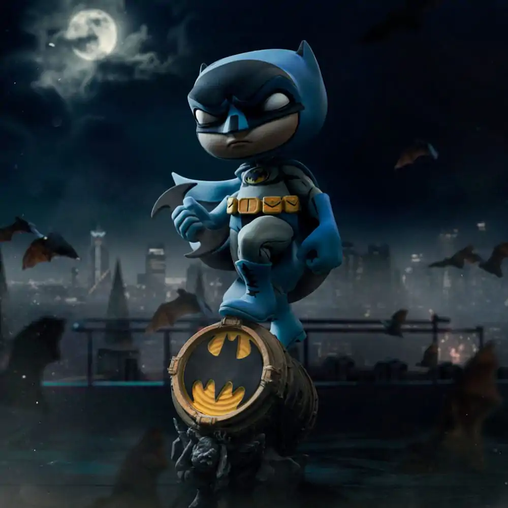 Figurină PVC Batman Mini Co. Batman on Bat-Signal (Blue Variant) 19 cm poza produsului