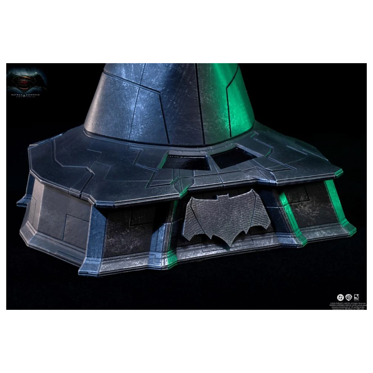 Batman v Superman Armored Batman Replica casca 1/1 poza produsului