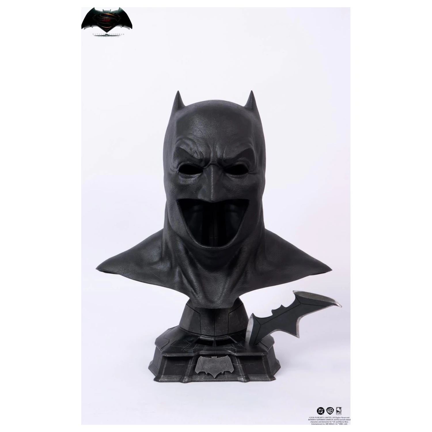 Batman v Superman Batman Cowl Replica 1/1 51 cm poza produsului