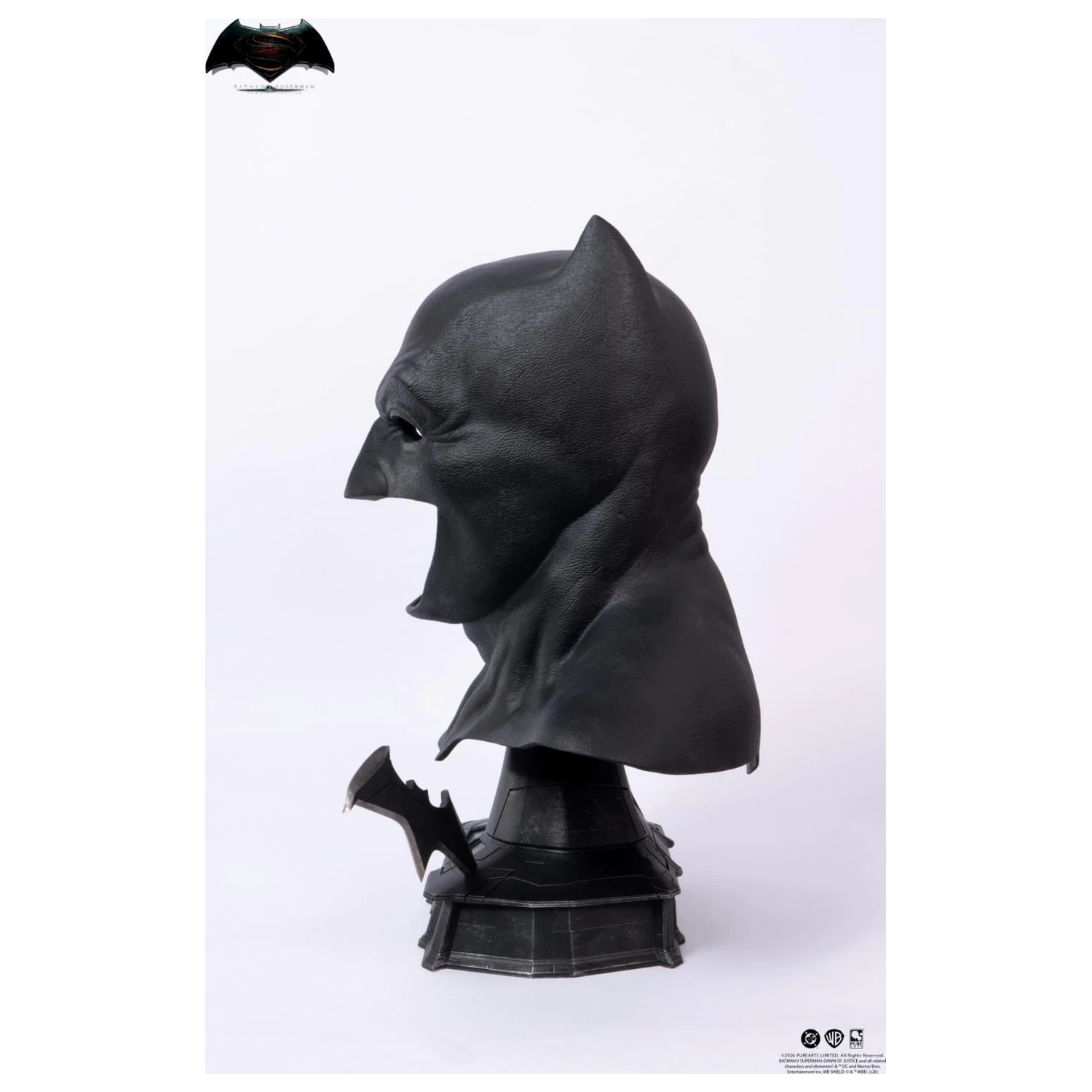 Batman v Superman Batman Cowl Replica 1/1 51 cm poza produsului