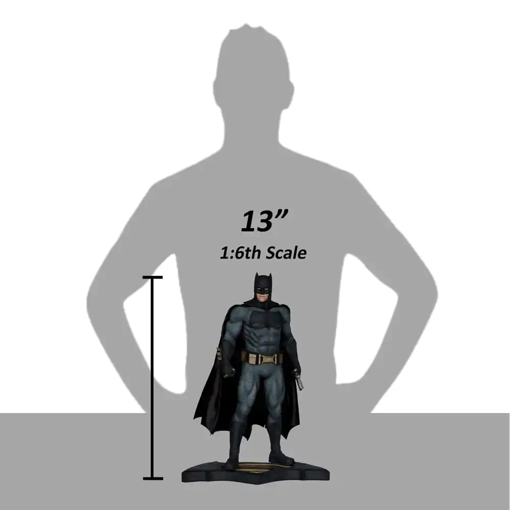 Batman v Superman: Dawn of Justice Statuie 1/6 Batman 32 cm poza produsului