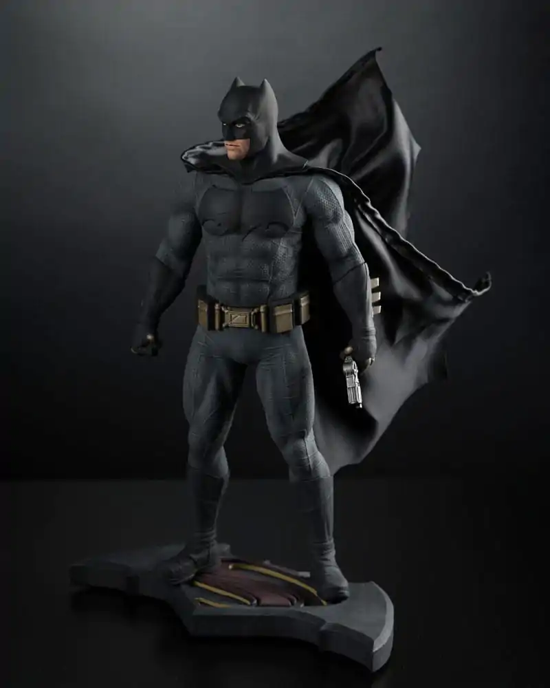 Batman v Superman: Dawn of Justice Statuie 1/6 Batman 32 cm poza produsului