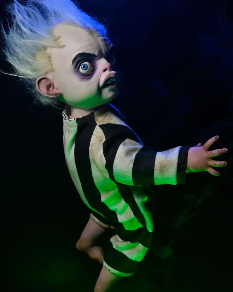 Beetlejuice Beetlejuice Replică Recuzită 1/1 Păpușă Baby Beetlejuice 49 cm poza produsului