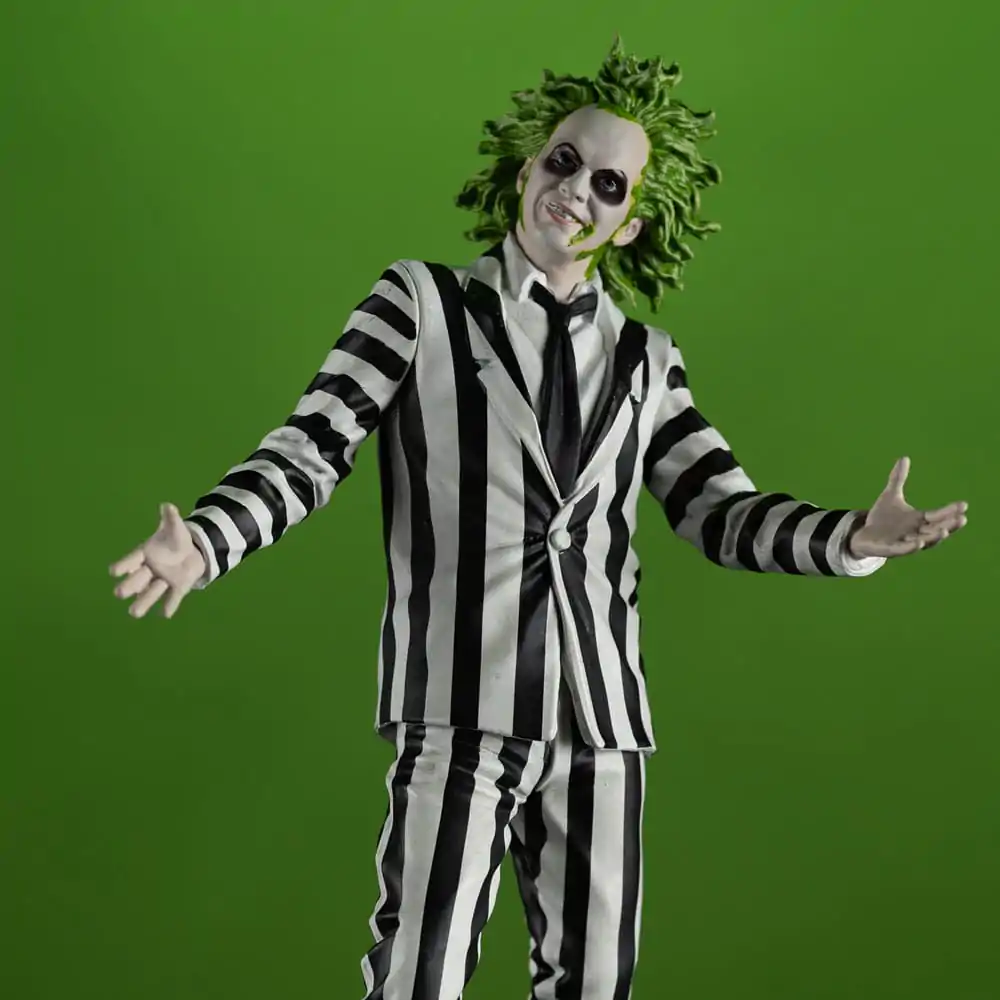 Beetlejuice Movie Maniacs Statuetă Beetlejuice 17 cm poza produsului
