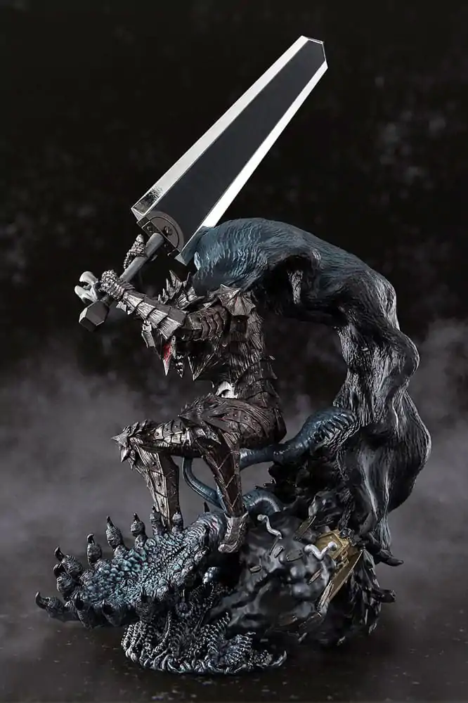 Berserk Figuarts ZERO Metallic Touch statuie PVC Guts Berserker Armor 35 cm poza produsului