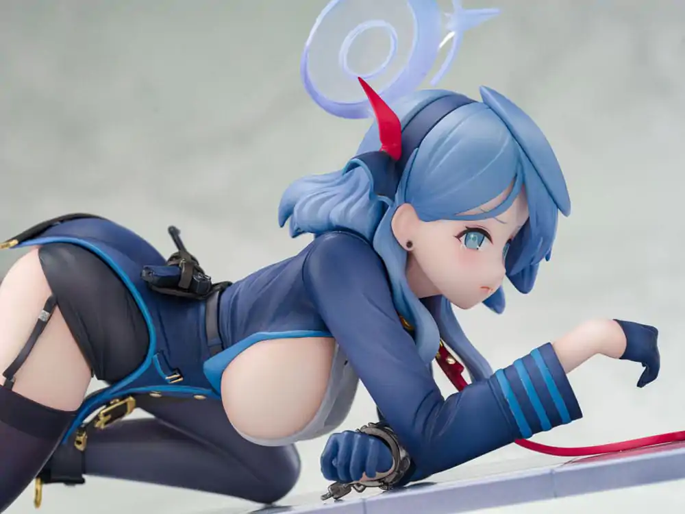Statuie PVC Blue Archive 1/7 Ako Memorial Lobby Ver. 23 cm poza produsului