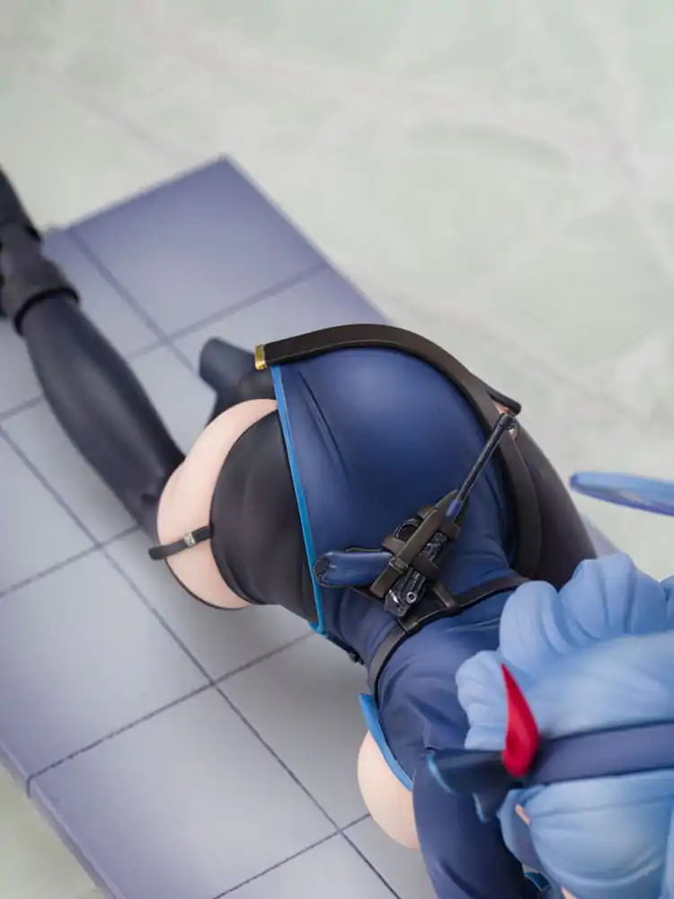 Statuie PVC Blue Archive 1/7 Ako Memorial Lobby Ver. 23 cm poza produsului